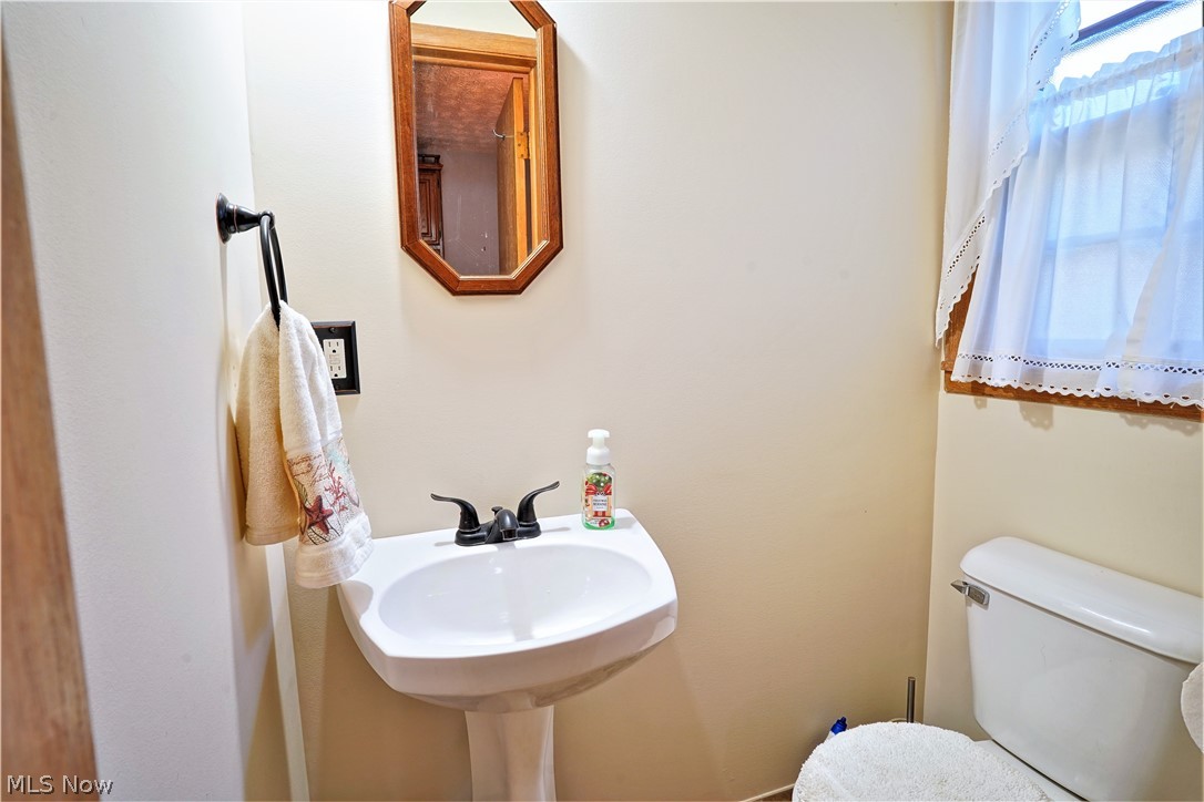 4671 Venus Road Uniontown, OH 44685 - Photo 19 of 30 Gallery Image 19