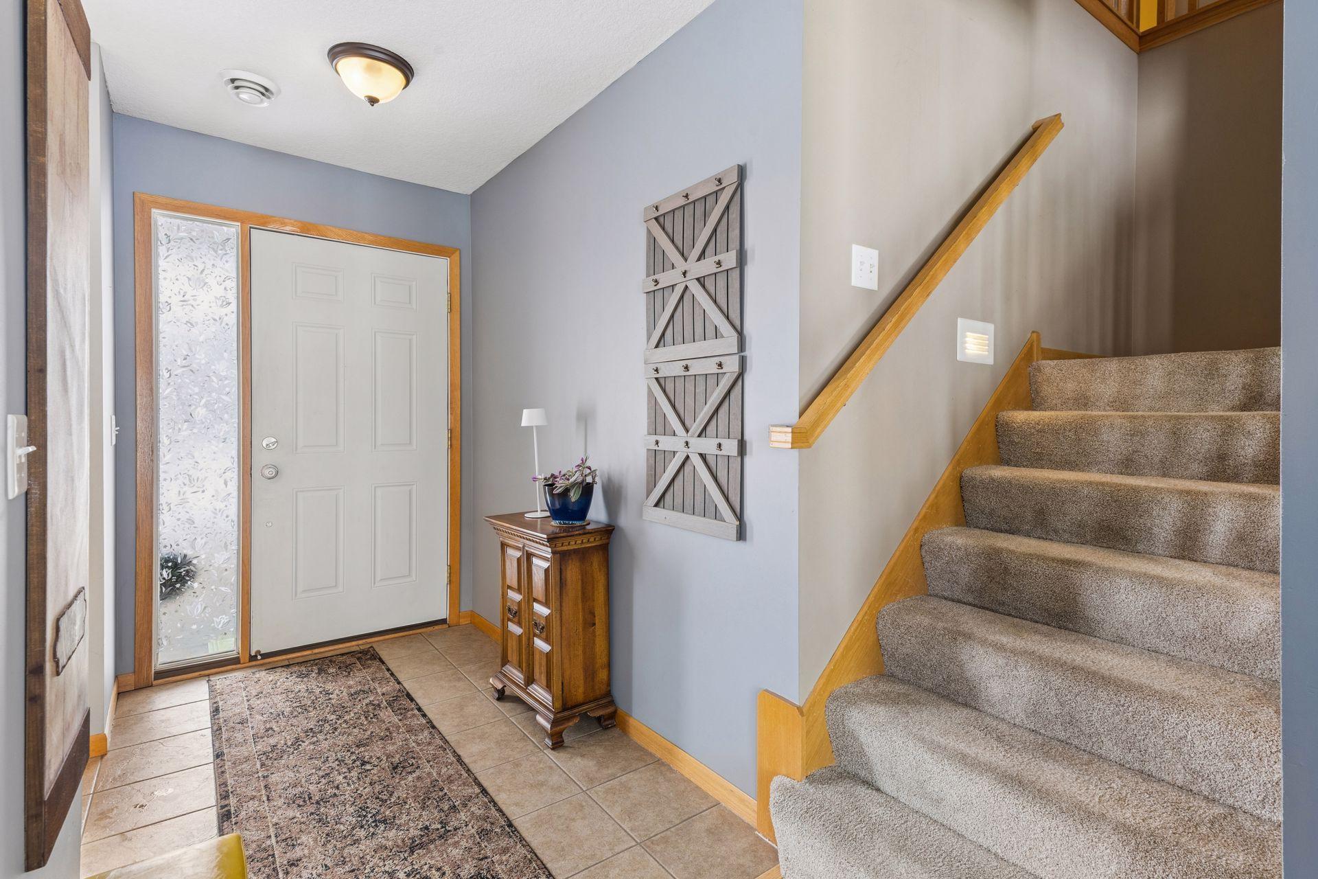 19490 Prairieview Drive Rogers, MN 55374 - Photo 4 of 37