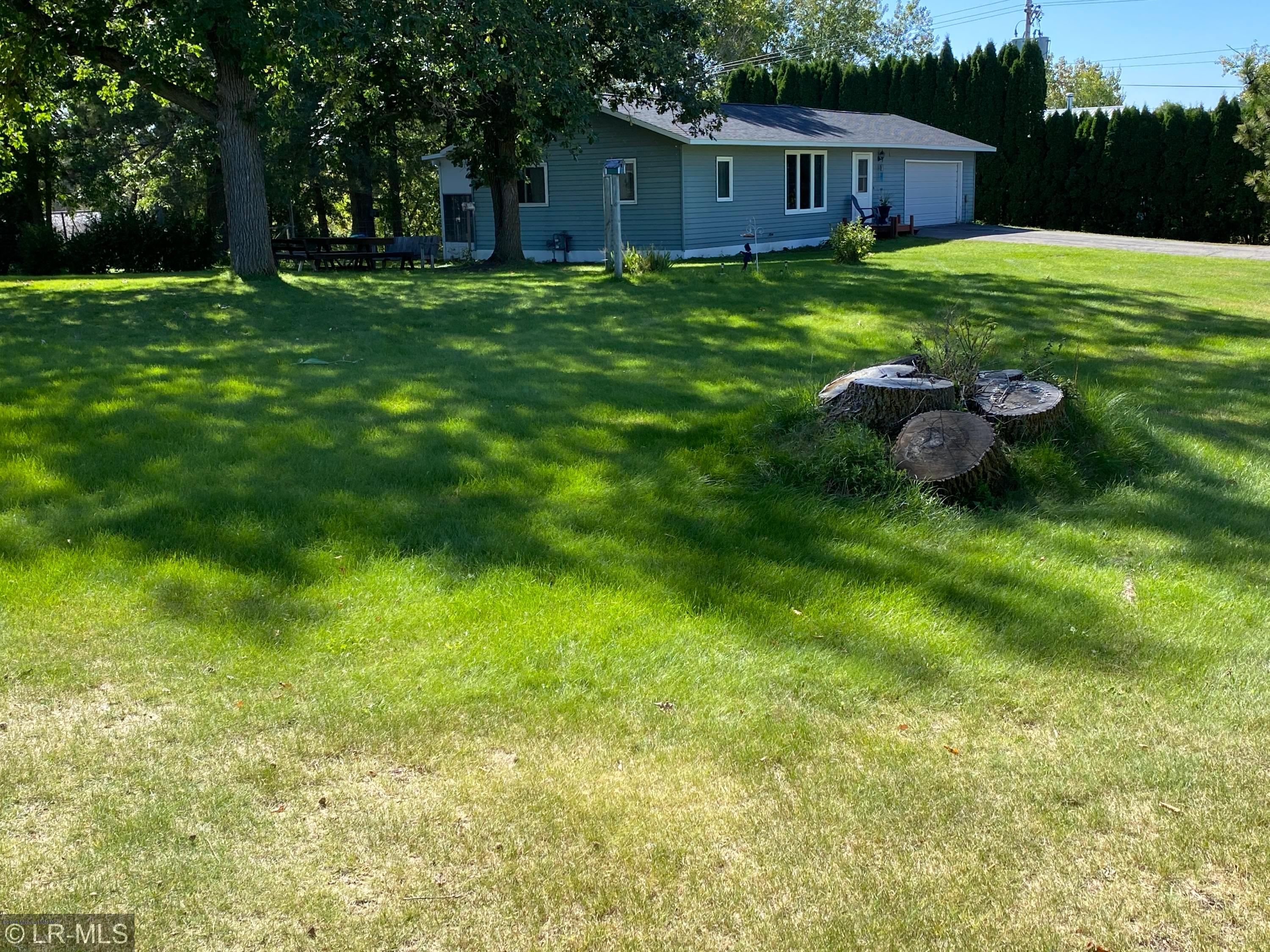1095 Legion Road Detroit Lakes, MN 56501 - Photo 1 of 1 Gallery Image 1