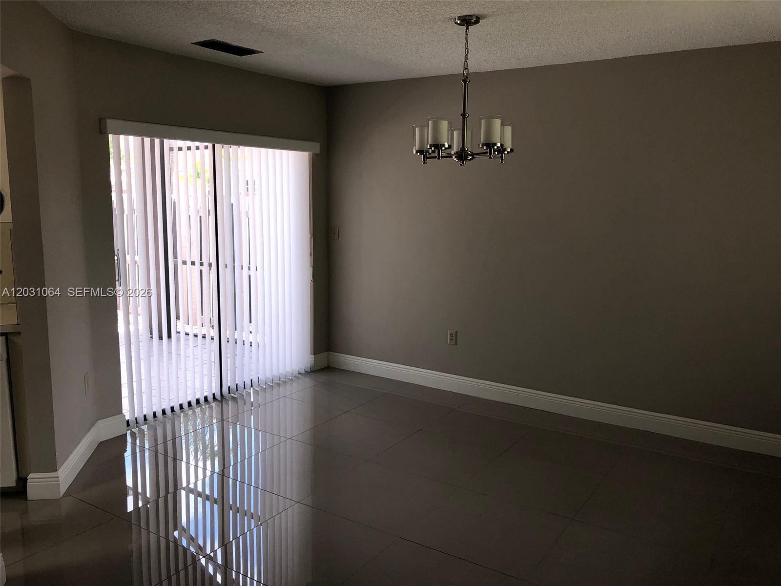 9082 Southwest 112th Place Miami, FL 33176 - Photo 9 of 28