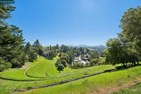 $1,475,000 | 31 Ascot Place, Moraga, CA 94556