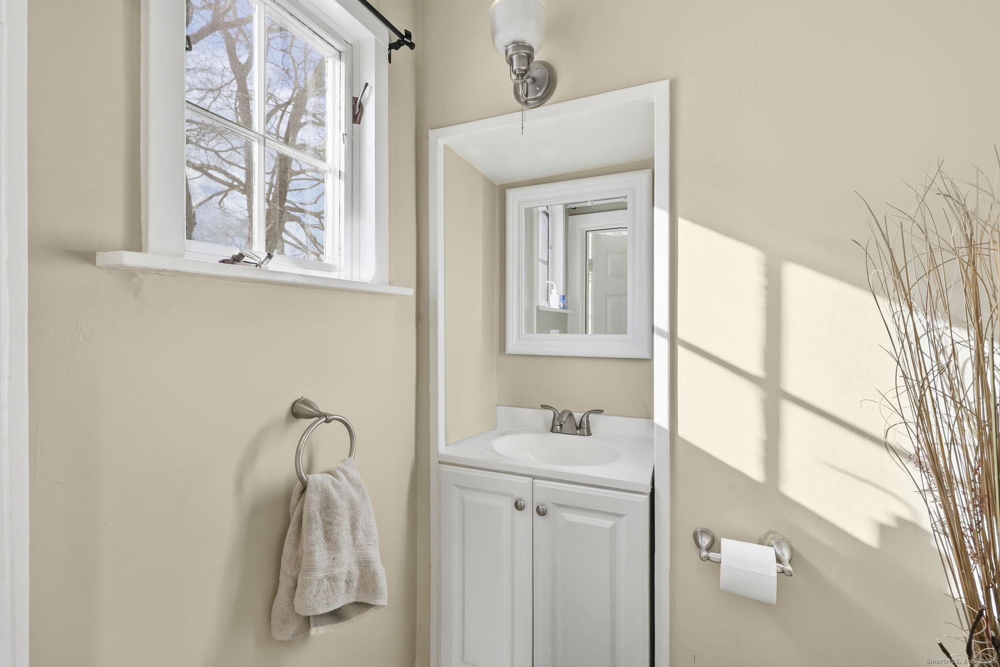 237 Upper Road Stafford, CT 06076 - Photo 15 of 40