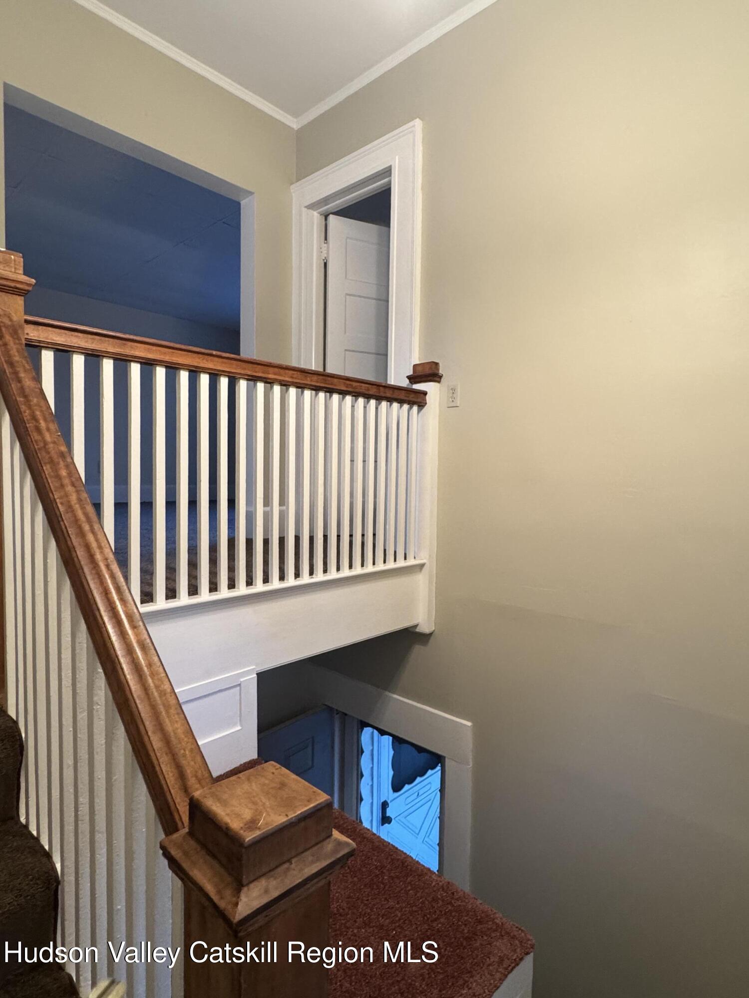 86 Ulster Avenue, Unit B Saugerties, NY 12477 - Photo 3 of 16 a view of entryway