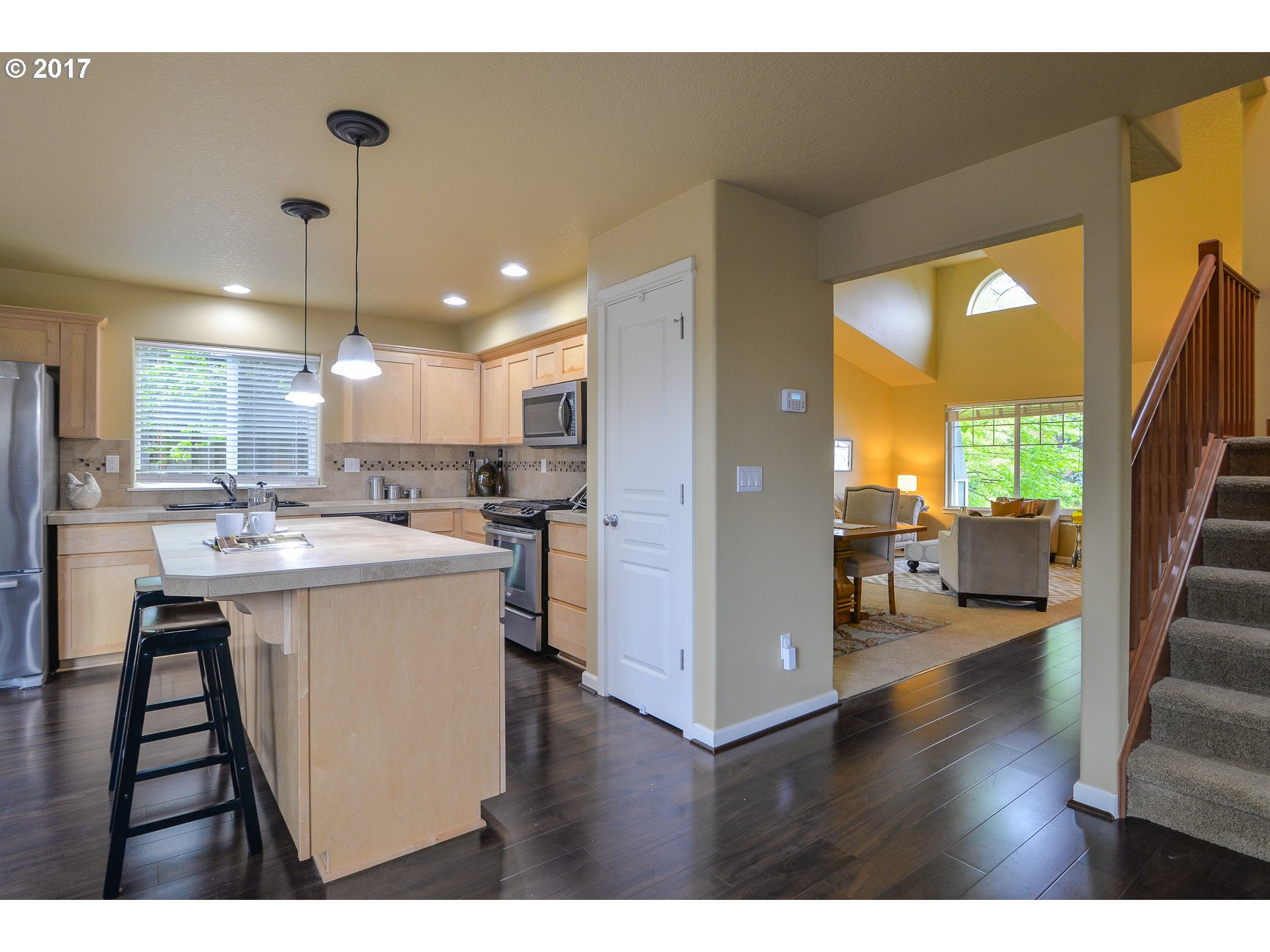 15589 Southwest Raphael Lane Tigard, OR 97224 - Photo 13 of 23 Kitchen/Family Room