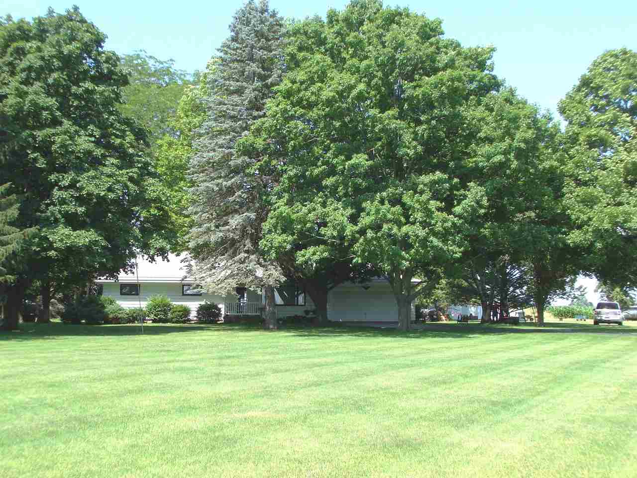 3244 South Bagley Road Ithaca, MI 48847 - Photo 31 of 33 1848954-30.JPG