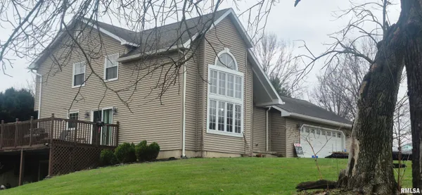 $315,000 | 17296 Woodland Lakes Drive, Petersburg, IL 62675
