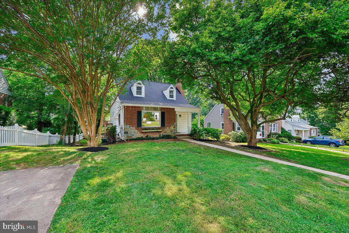 10404 Amherst Avenue Silver Spring, MD 20902 - Photo 2 of 49