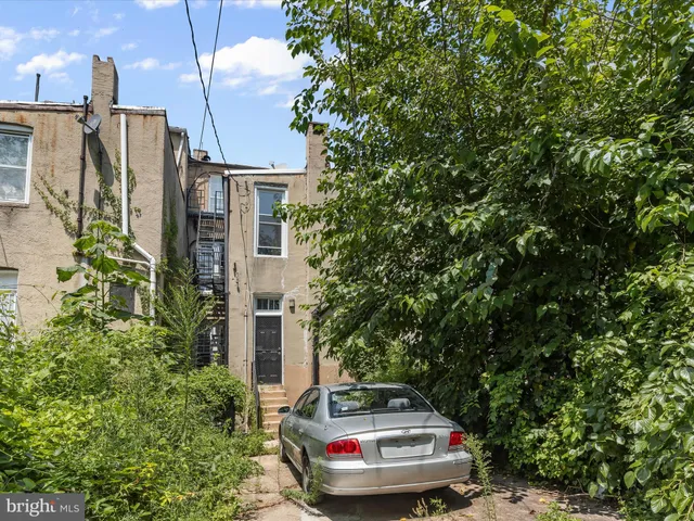 $300,000 | 1031 Edmondson Avenue, Baltimore, MD 21223