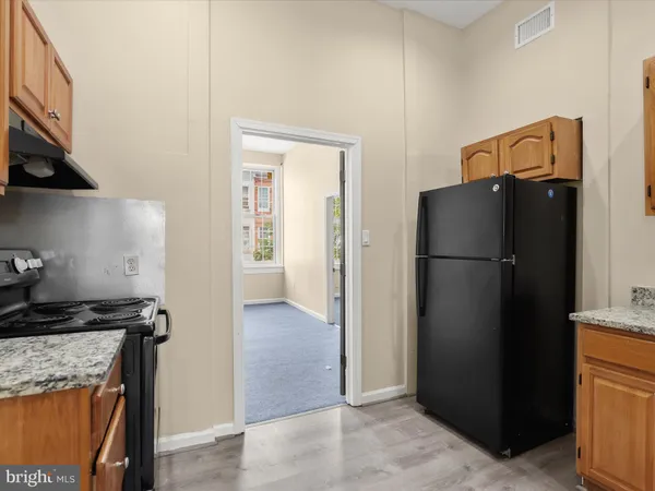 $300,000 | 1031 Edmondson Avenue, Baltimore, MD 21223