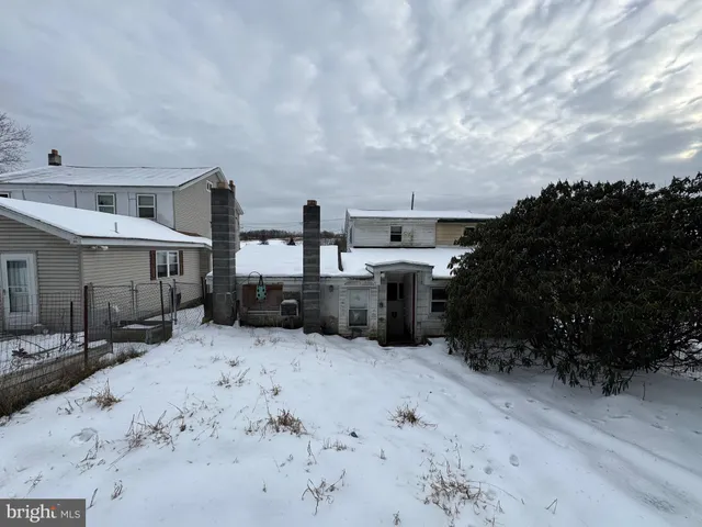 $65,000 | 4 Trenton Road, Mahanoy City, PA 17948