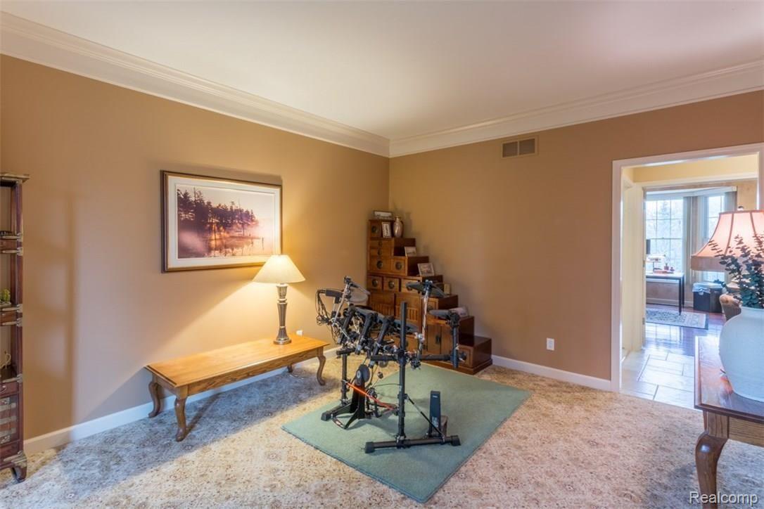 2077 Aberdeen Court Rochester, MI 48306 - Photo 28 of 73 Aberdeen Court_2077-Entry-Living Room-40.jpg
