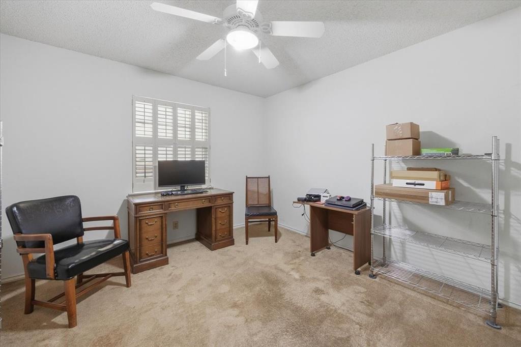 1061 Roaring Springs Road Fort Worth, TX 76114 - Photo 18 of 32 Gallery Image 18