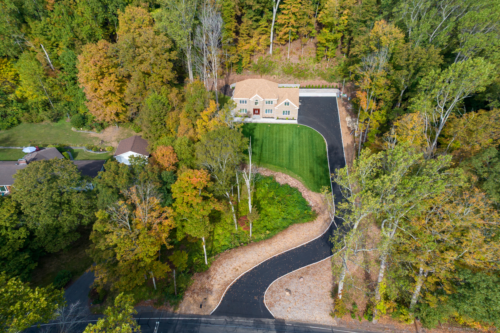171 Oregon Road Meriden, CT 06451 - Photo 3 of 38 a picture of a yard