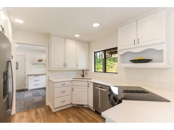 $700,000 | 38830 Southwest Hartley Road, Gaston, OR 97119