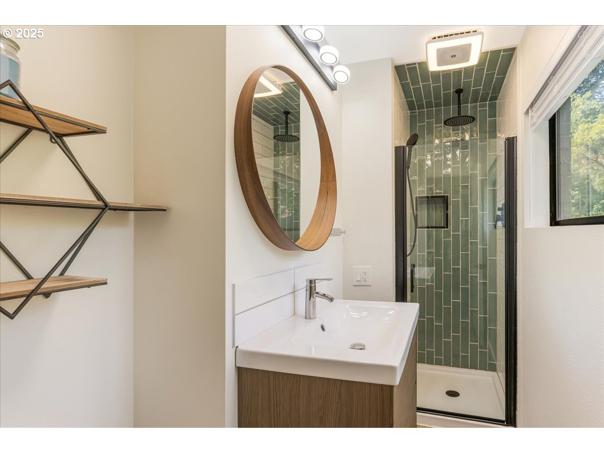 38830 Southwest Hartley Road Gaston, OR 97119 - Photo 43 of 44