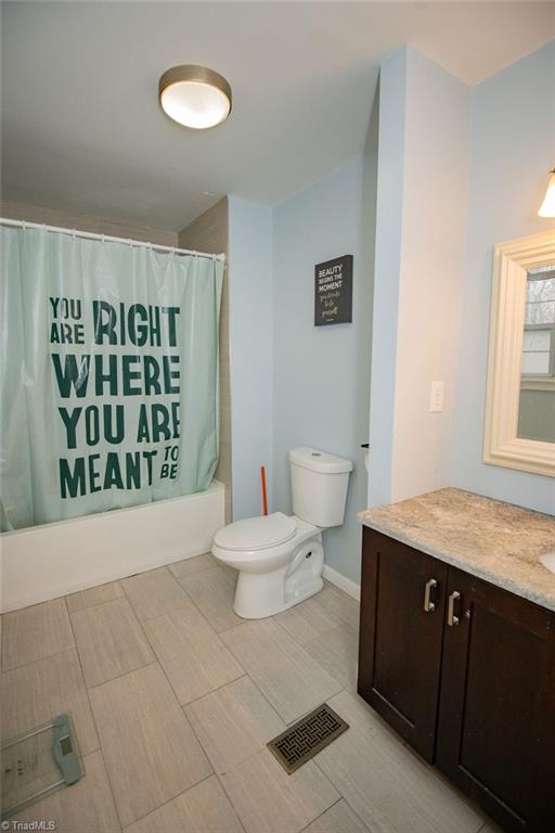 2218 Shadow Valley Road High Point, NC 27265 - Photo 15 of 25 Master Bathroom