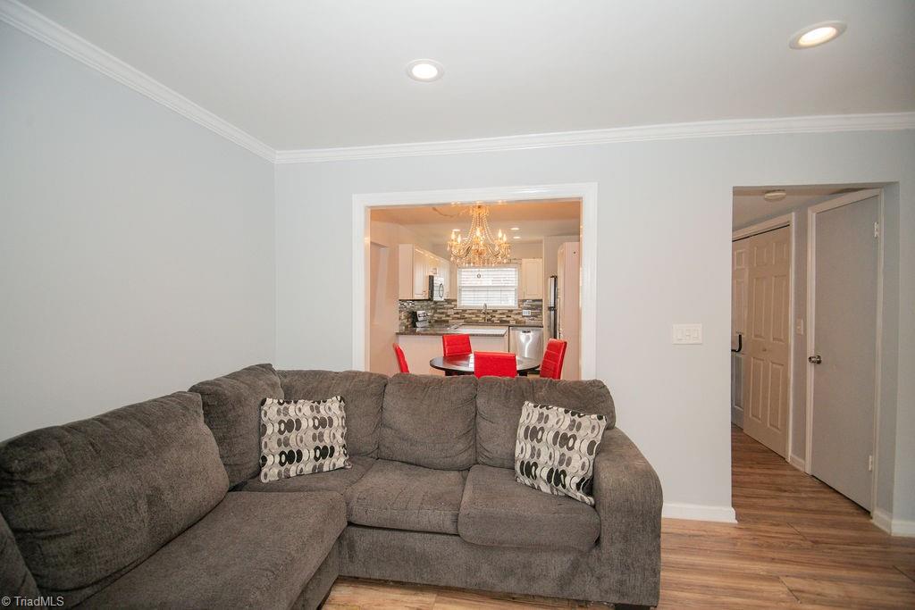 2218 Shadow Valley Road High Point, NC 27265 - Photo 2 of 25 Living Room