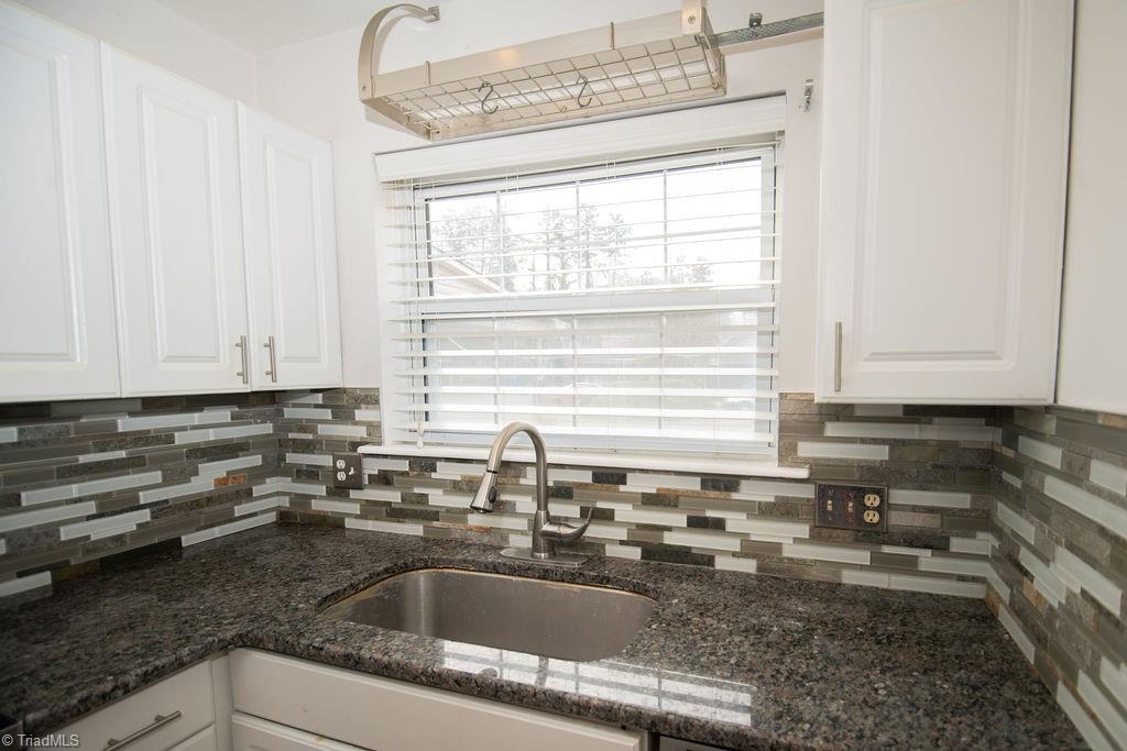2218 Shadow Valley Road High Point, NC 27265 - Photo 5 of 25 Kitchen