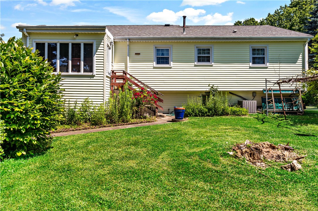 159 Fatima Drive Warren, RI 02885 - Photo 3 of 13 Gallery Image 3