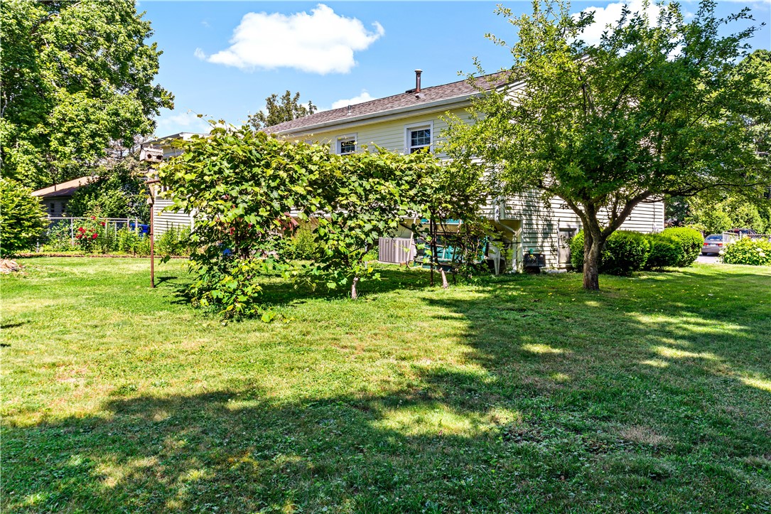 159 Fatima Drive Warren, RI 02885 - Photo 4 of 13 Gallery Image 4