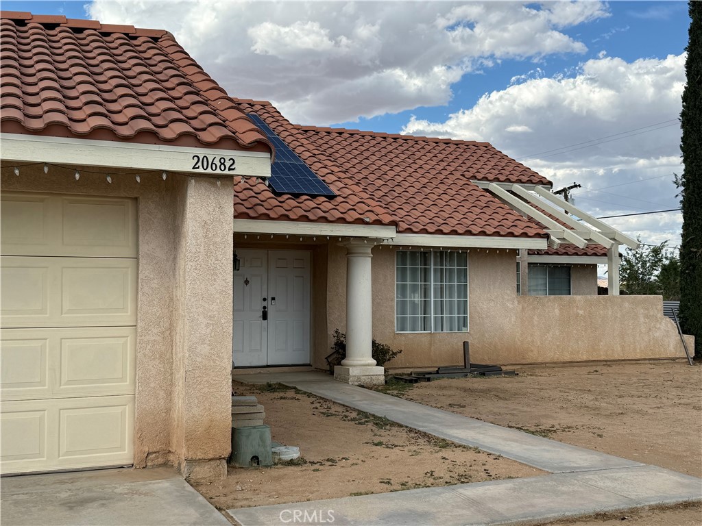 20682 Pahute Road Apple Valley, CA 92308 - Photo 2 of 21 Gallery Image 2