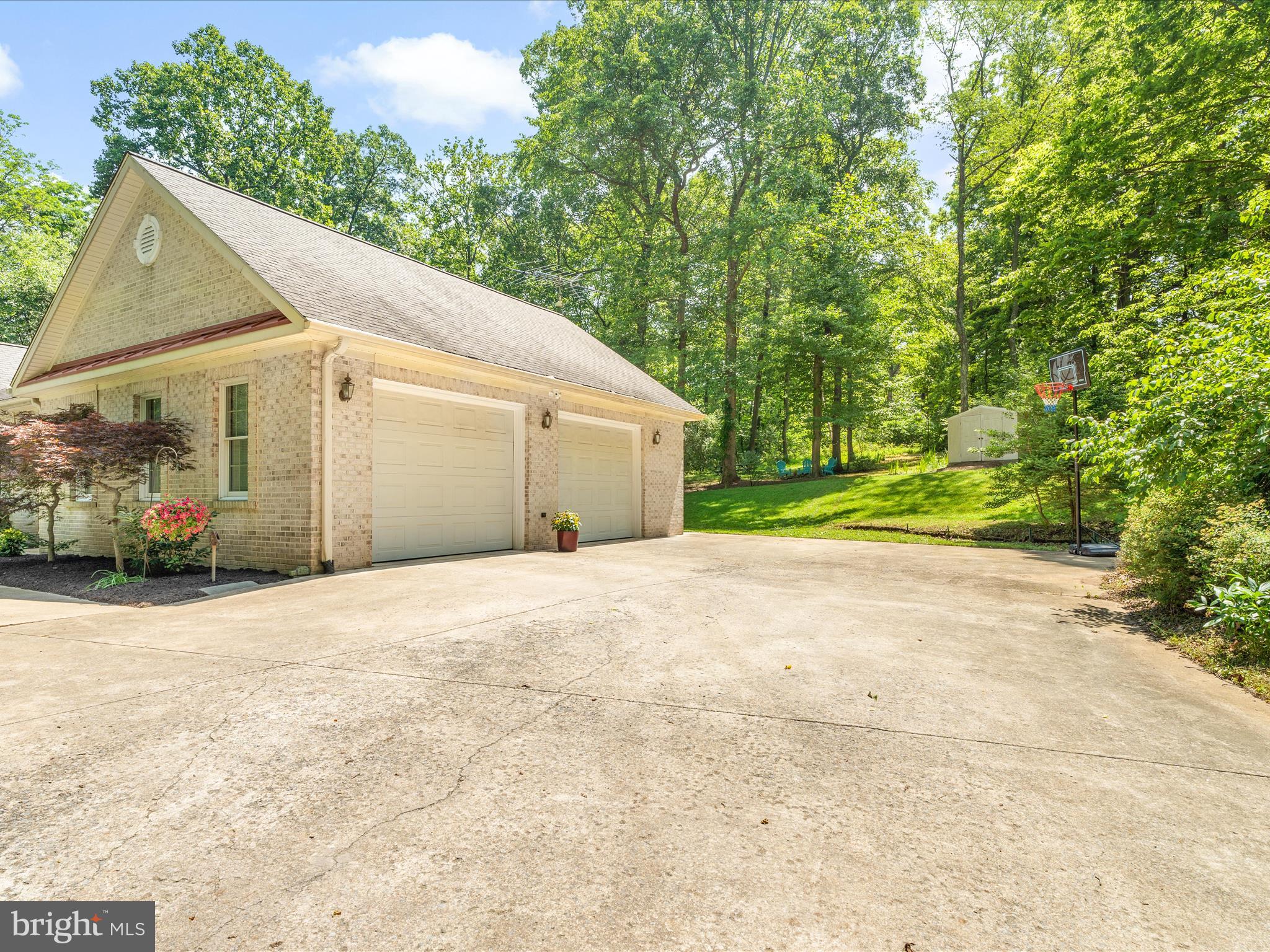 2323 Michael Road Myersville, MD 21773 - Photo 31 of 48 Gallery Image 31
