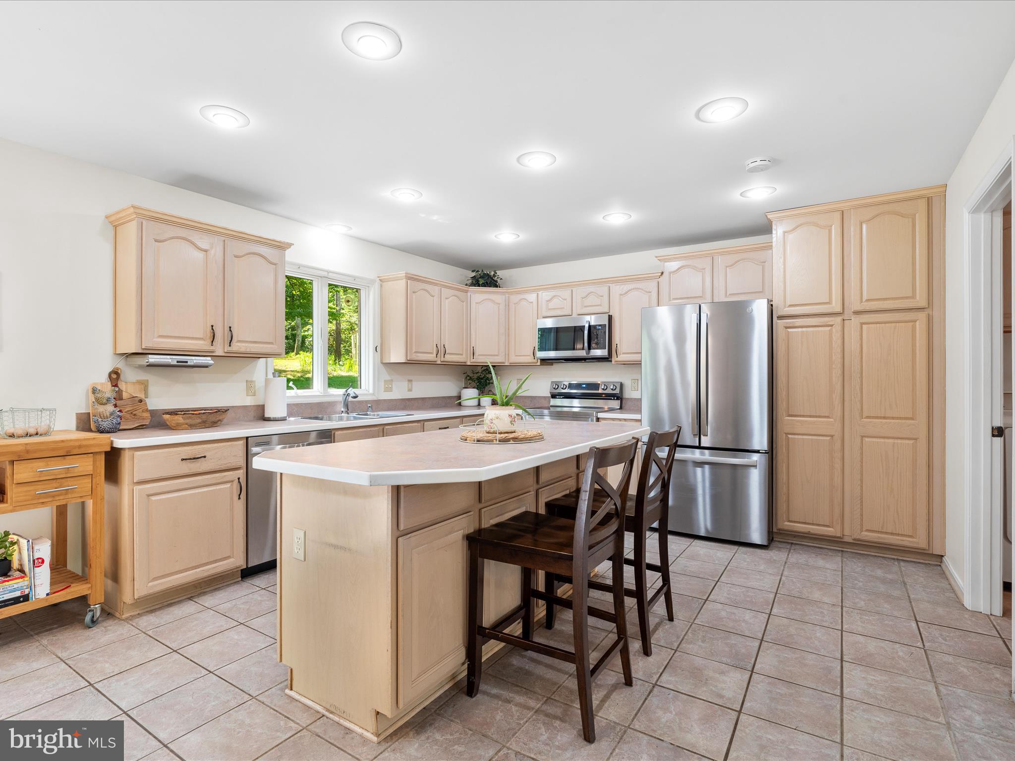2323 Michael Road Myersville, MD 21773 - Photo 5 of 48 Gallery Image 5