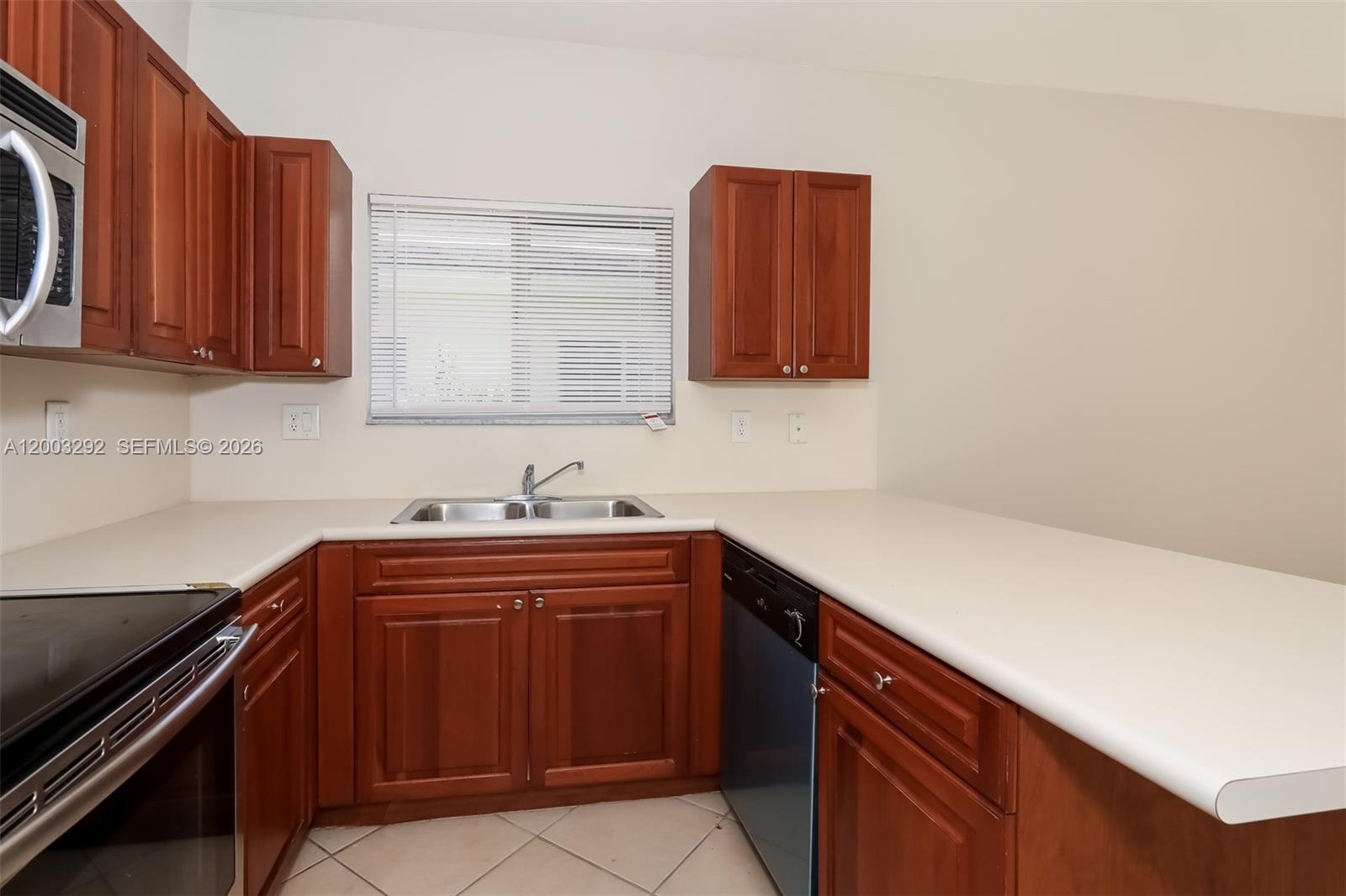 3168 Northeast 4th Street Homestead, FL 33033 - Photo 7 of 15