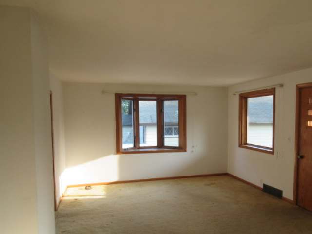 526 Lennox Street Rhinelander, WI 54501 - Photo 3 of 7 Gallery Image 3