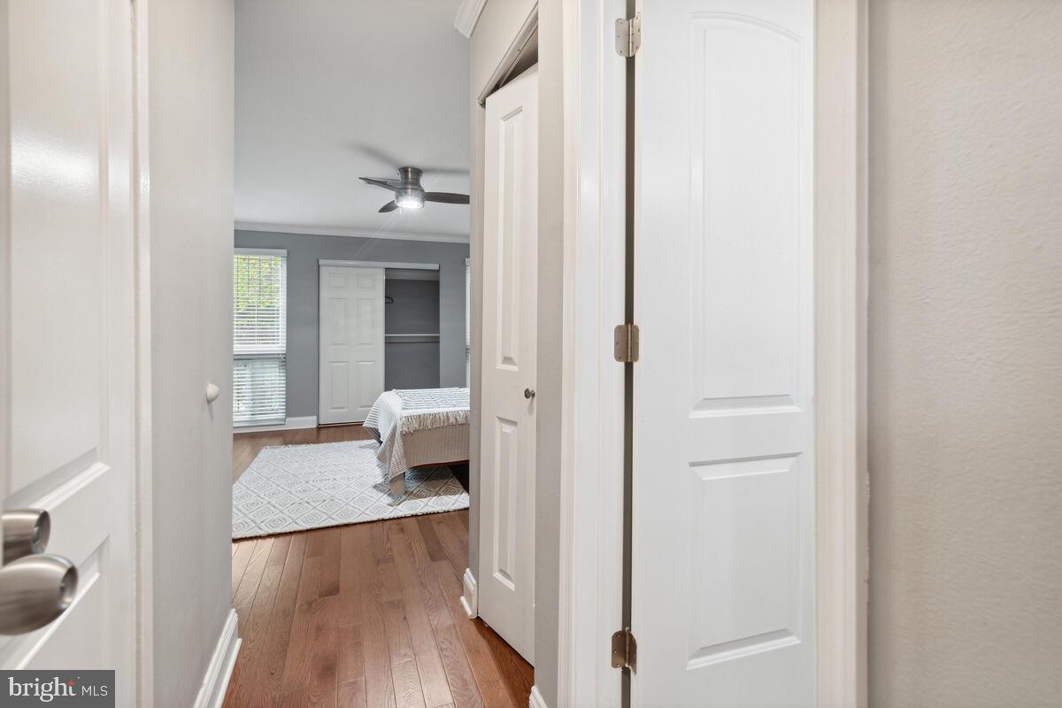 2016 Coleridge Drive, Unit 24102 Silver Spring, MD 20902 - Photo 17 of 41