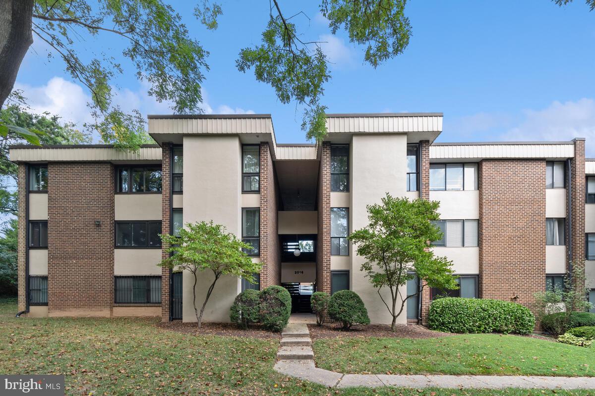 2016 Coleridge Drive, Unit 24102 Silver Spring, MD 20902 - Photo 2 of 41