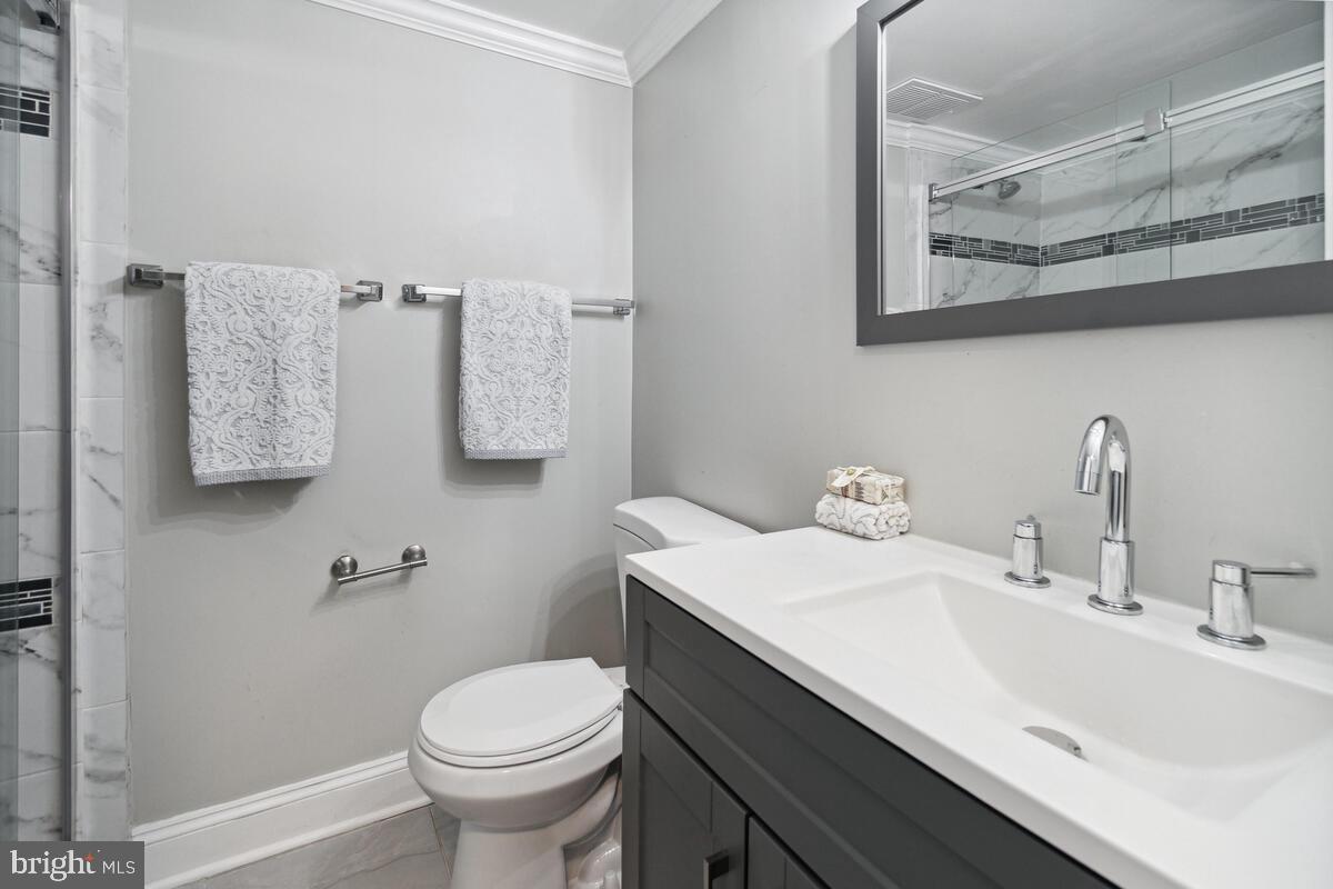 2016 Coleridge Drive, Unit 24102 Silver Spring, MD 20902 - Photo 25 of 41