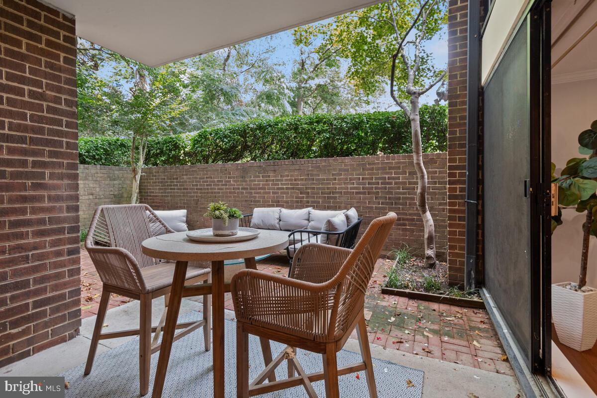 2016 Coleridge Drive, Unit 24102 Silver Spring, MD 20902 - Photo 26 of 41