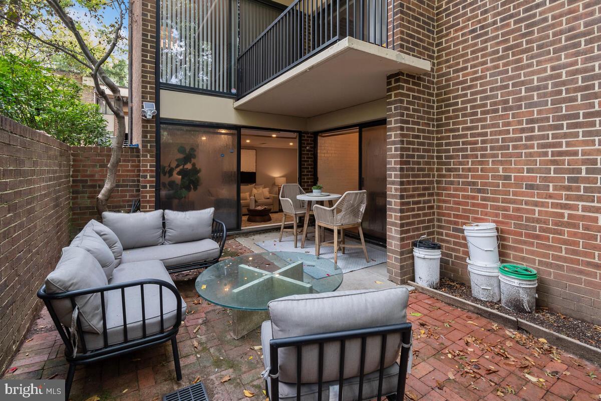 2016 Coleridge Drive, Unit 24102 Silver Spring, MD 20902 - Photo 29 of 41