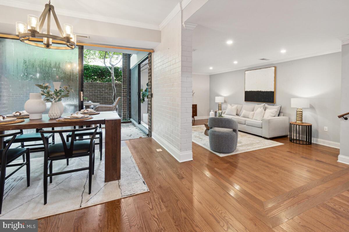 2016 Coleridge Drive, Unit 24102 Silver Spring, MD 20902 - Photo 6 of 41