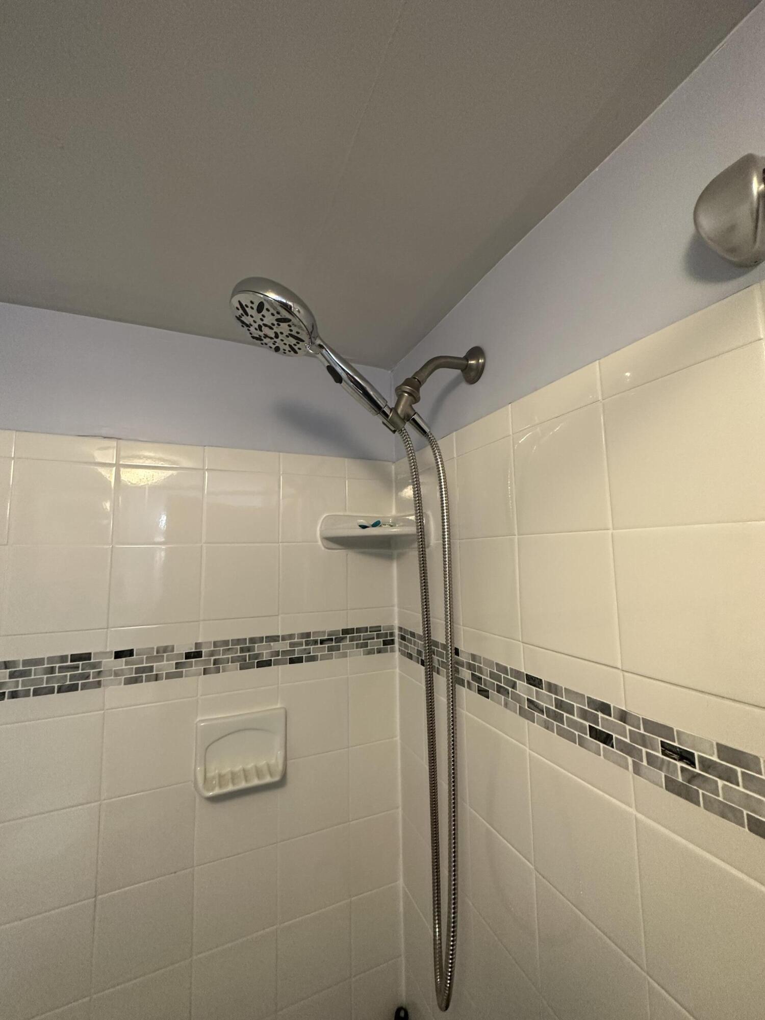 88 Maple Street Saco, ME 04072 - Photo 11 of 21 apt 1