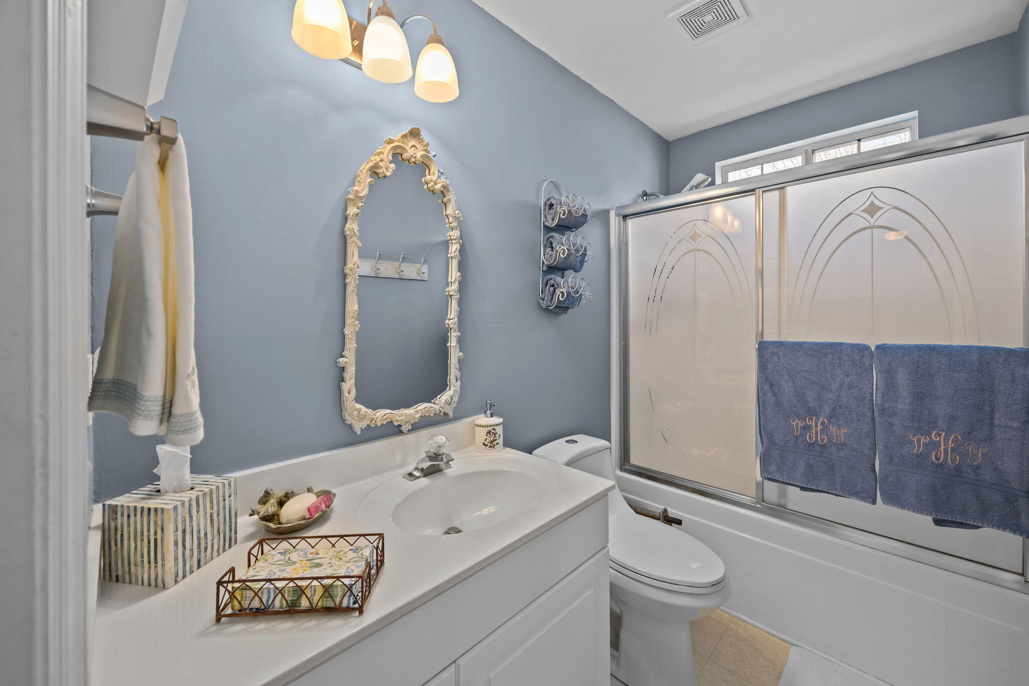 600 Pointe Of Oaks Road Summerville, SC 29485 - Photo 24 of 67 2nd Bathroom