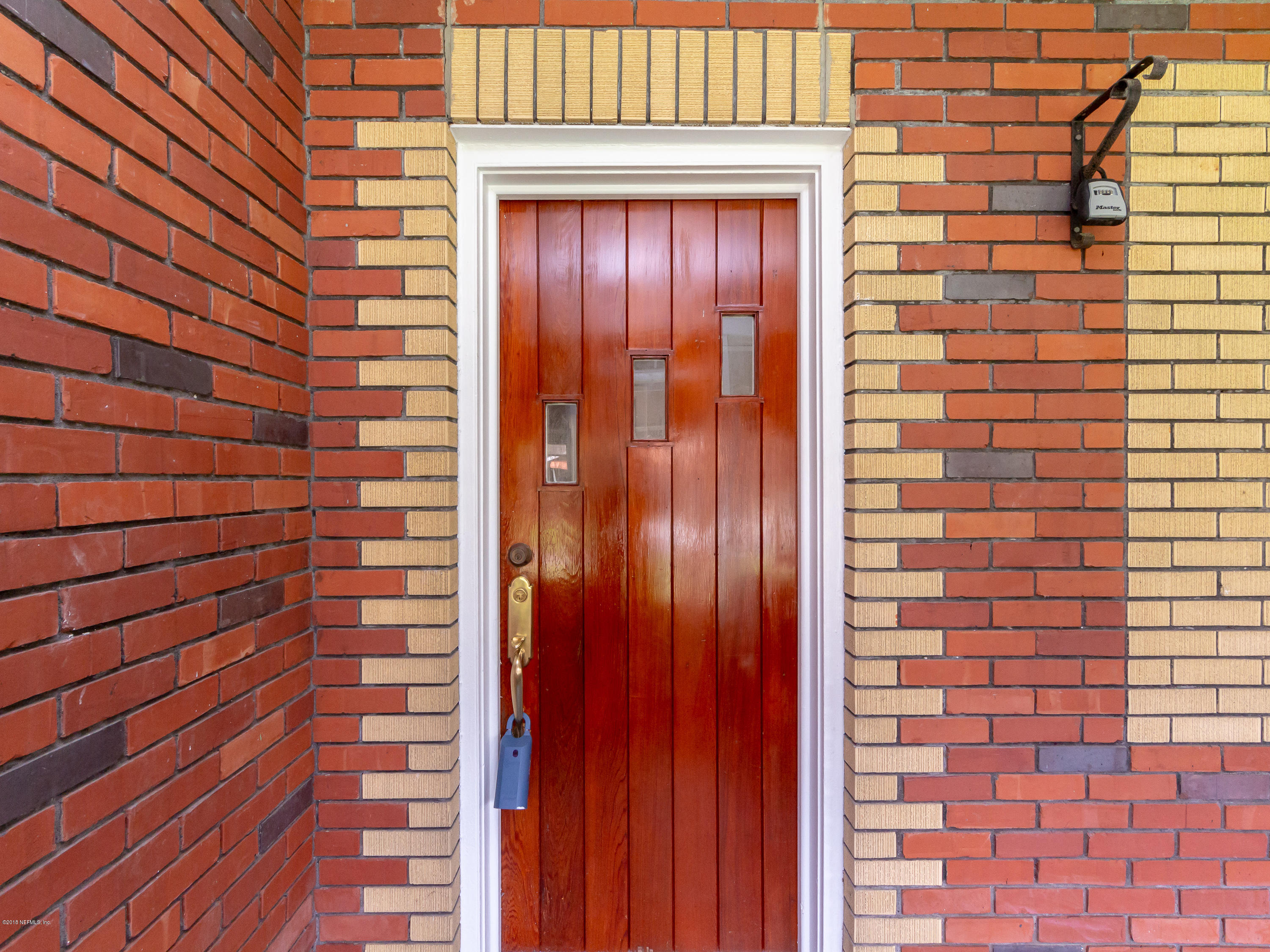 1026 Riviera Street Jacksonville, FL 32207 - Photo 41 of 48 a bathroom with a shower