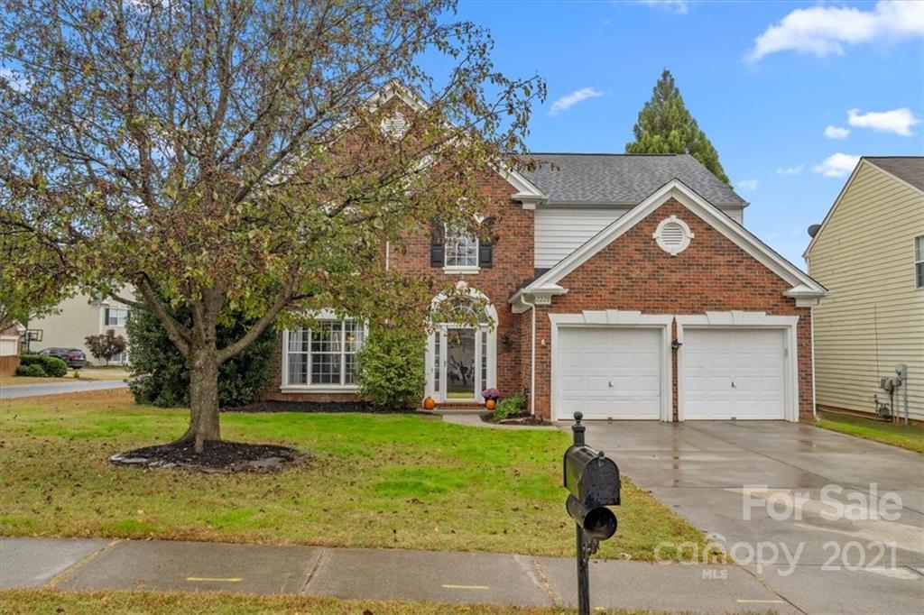 2228 Winthorp Ridge Road Charlotte, NC 28270 - Photo 1 of 33 Gallery Image 1