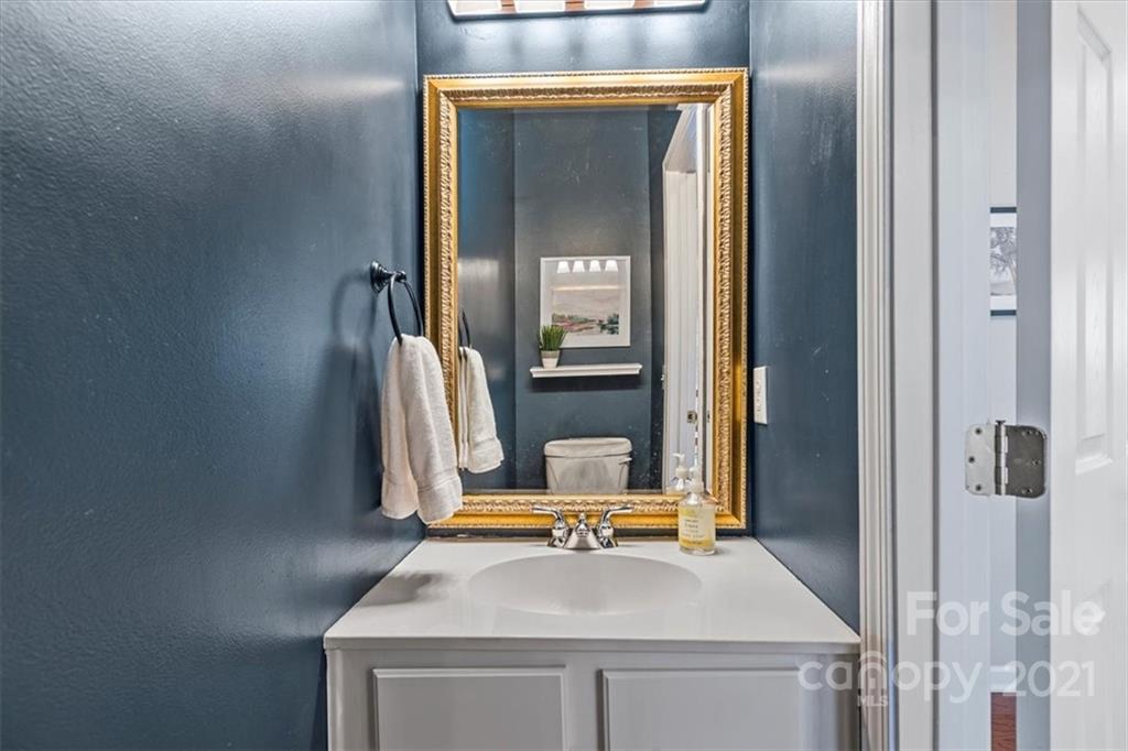 2228 Winthorp Ridge Road Charlotte, NC 28270 - Photo 15 of 33 Gallery Image 15