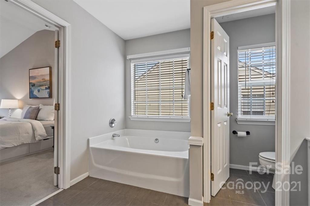 2228 Winthorp Ridge Road Charlotte, NC 28270 - Photo 19 of 33 Gallery Image 19