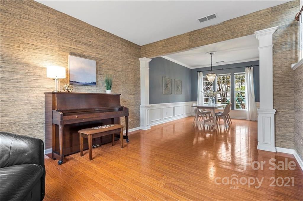 2228 Winthorp Ridge Road Charlotte, NC 28270 - Photo 4 of 33 Gallery Image 4