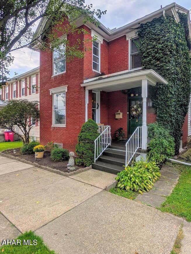 32 North Spring Street Everett, PA 15537 - Photo 2 of 61 Gallery Image 2