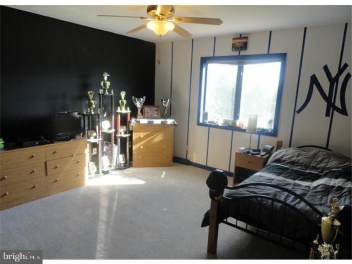 2812 Raspberry Lane Coplay, PA 18037 - Photo 17 of 25 Gallery Image 17