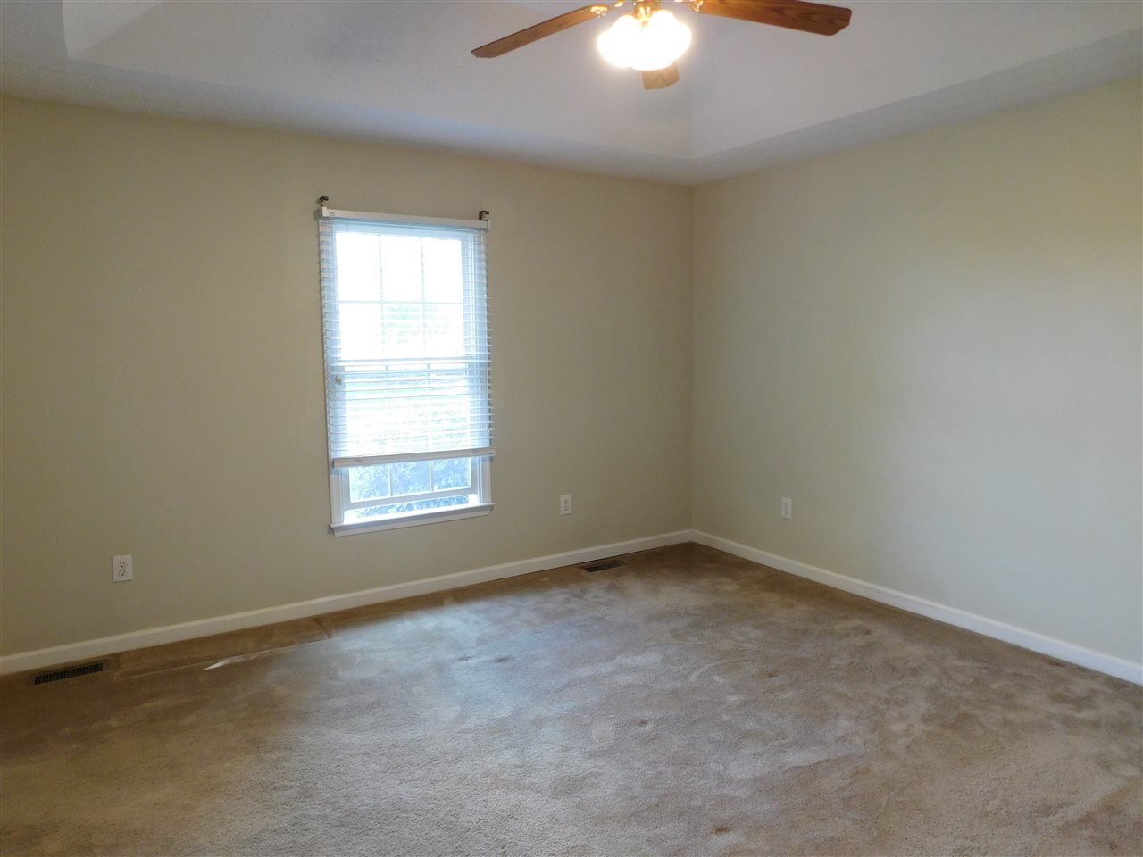 154 Raintree Road Verona, VA 24482 - Photo 21 of 49 an empty room with a window