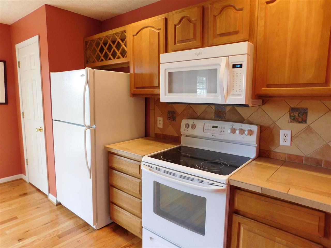 154 Raintree Road Verona, VA 24482 - Photo 9 of 49 a utility room with dryer and washer