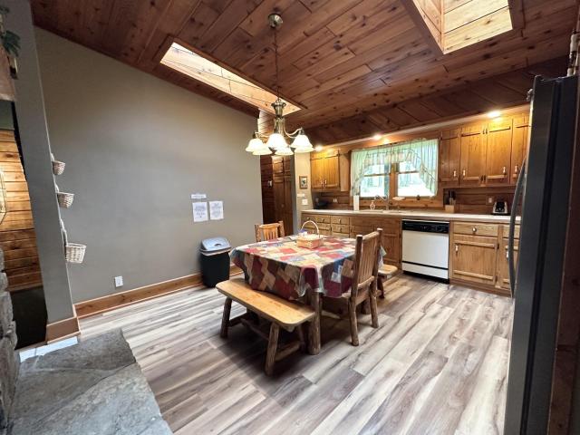 1914 Robin Hill Road Russell, PA 16345 - Photo 17 of 54 Gallery Image 17
