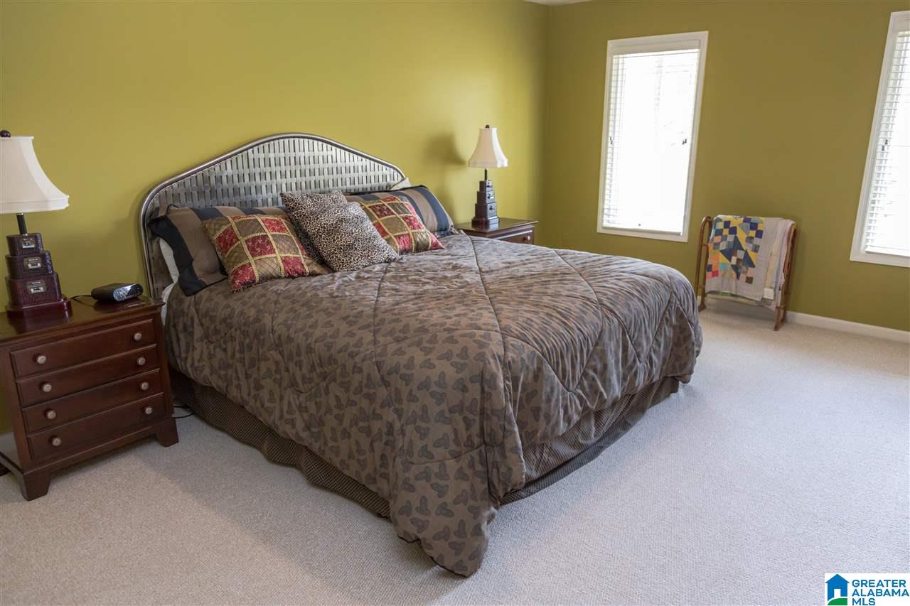 105 West Sunset Boulevard Oneonta, AL 35121 - Photo 28 of 47