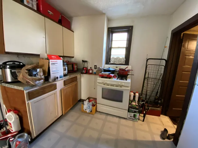 $80,000 | 515 Michigan Avenue, Rockford, IL 61102