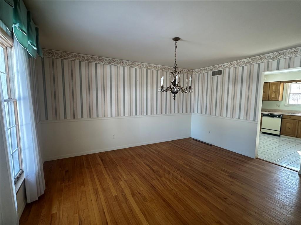 616 Edgewood Road Pittsburgh, PA 15221 - Photo 5 of 20